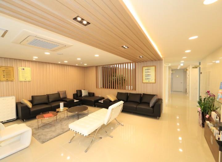 따뜻함이 가득한 로비